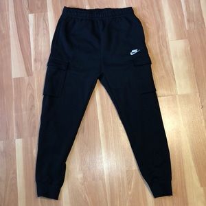 Black Nike Joggers with side pockets